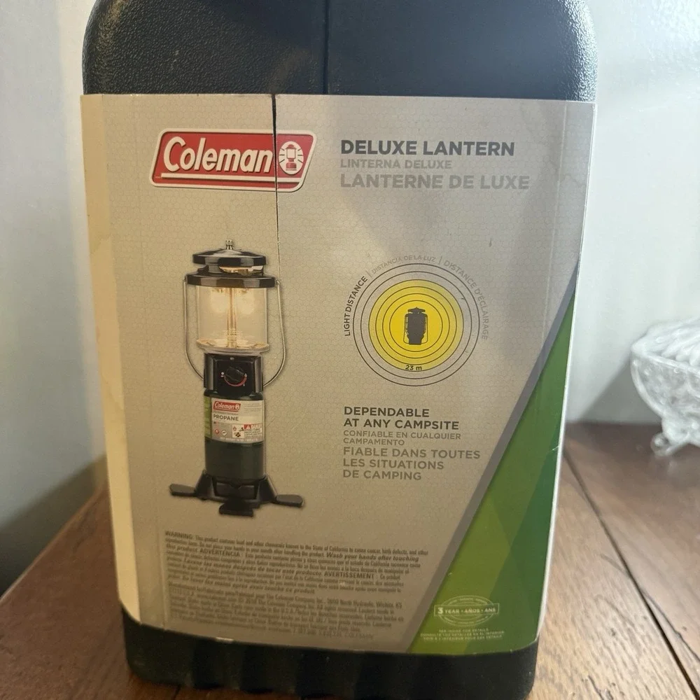 Coleman Deluxe Propane Lantern With Case Portable Camping Light Outdoor US